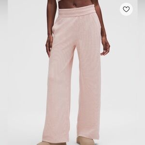 Lululemon Waffle Scuba Mid Rise Wide Leg Pant (Heathered Mink Berry)